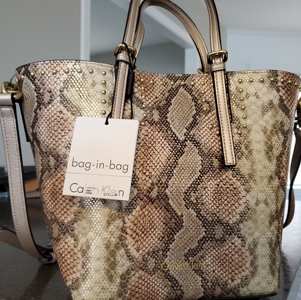Handbag